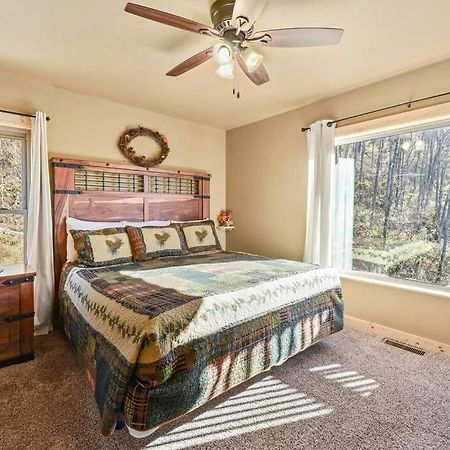 Walnut Ridge Cabin. Sleeps 7-11! Hot Tub, Pool Table, Minutes To Downtown Gatlinburg! Экстерьер фото